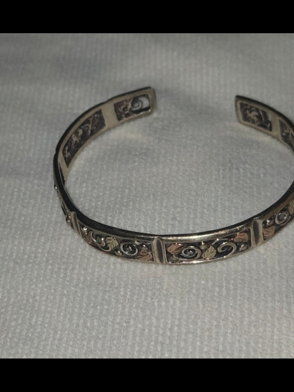 Black Hills Gold 12k Gold And Silver Cuff Bracelet
